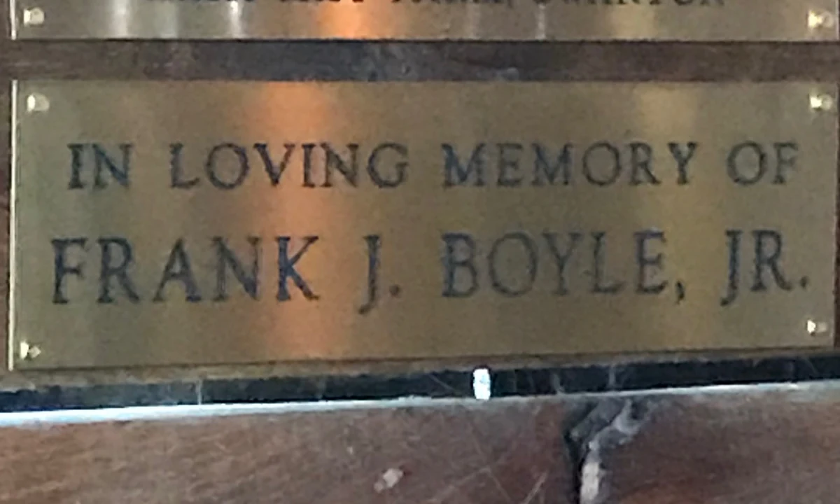 Plaque in loving memory of Frank J. Boyle Jr. at Old Friends.